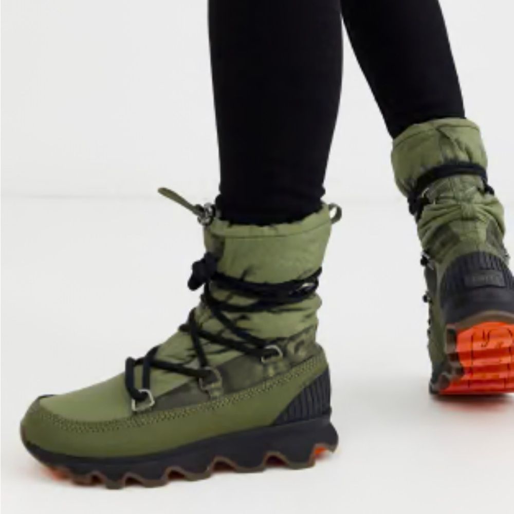 Sorel Kinetic Waterproof Olive and Black Wedge Winter Boots
